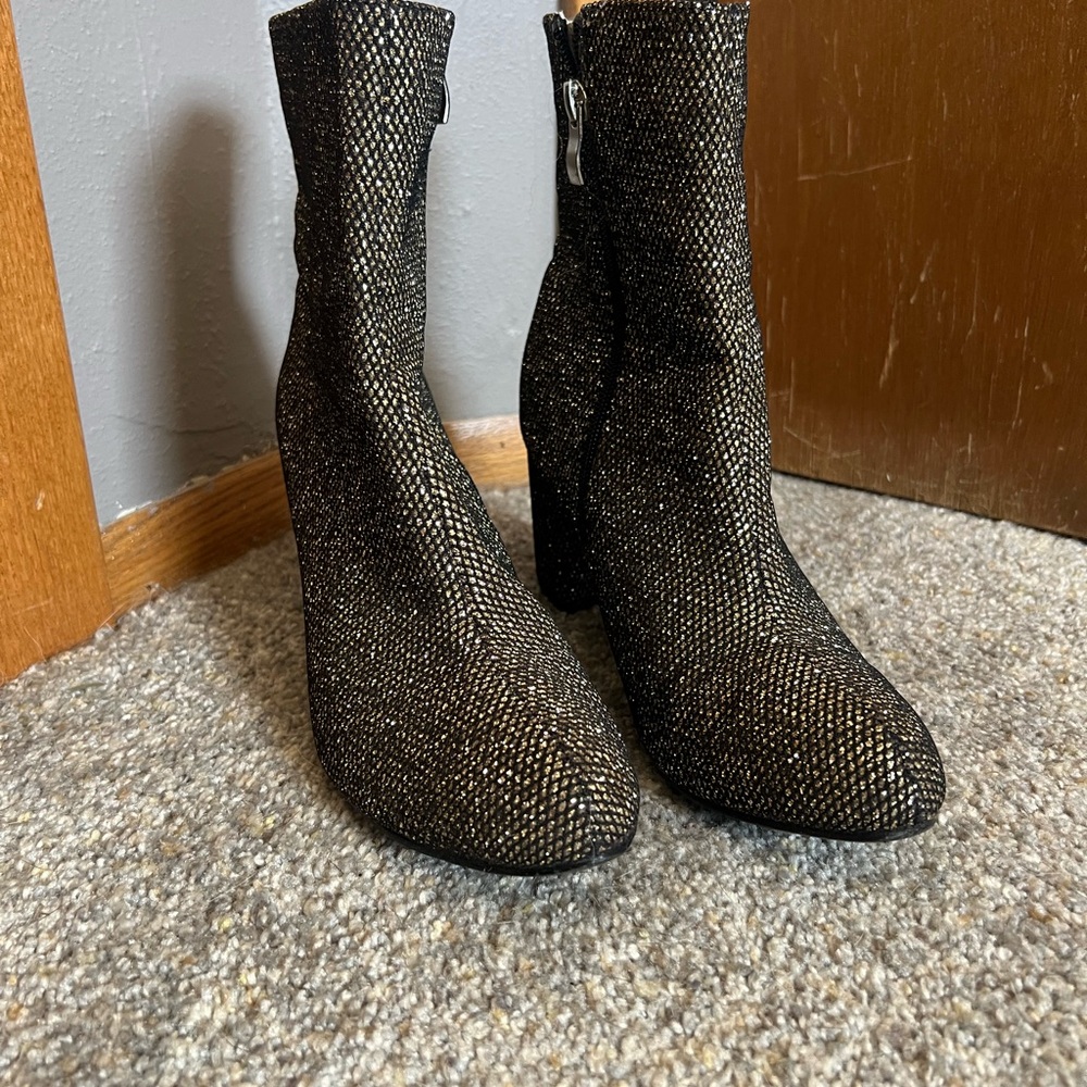 Elegant Black Ankle Boots